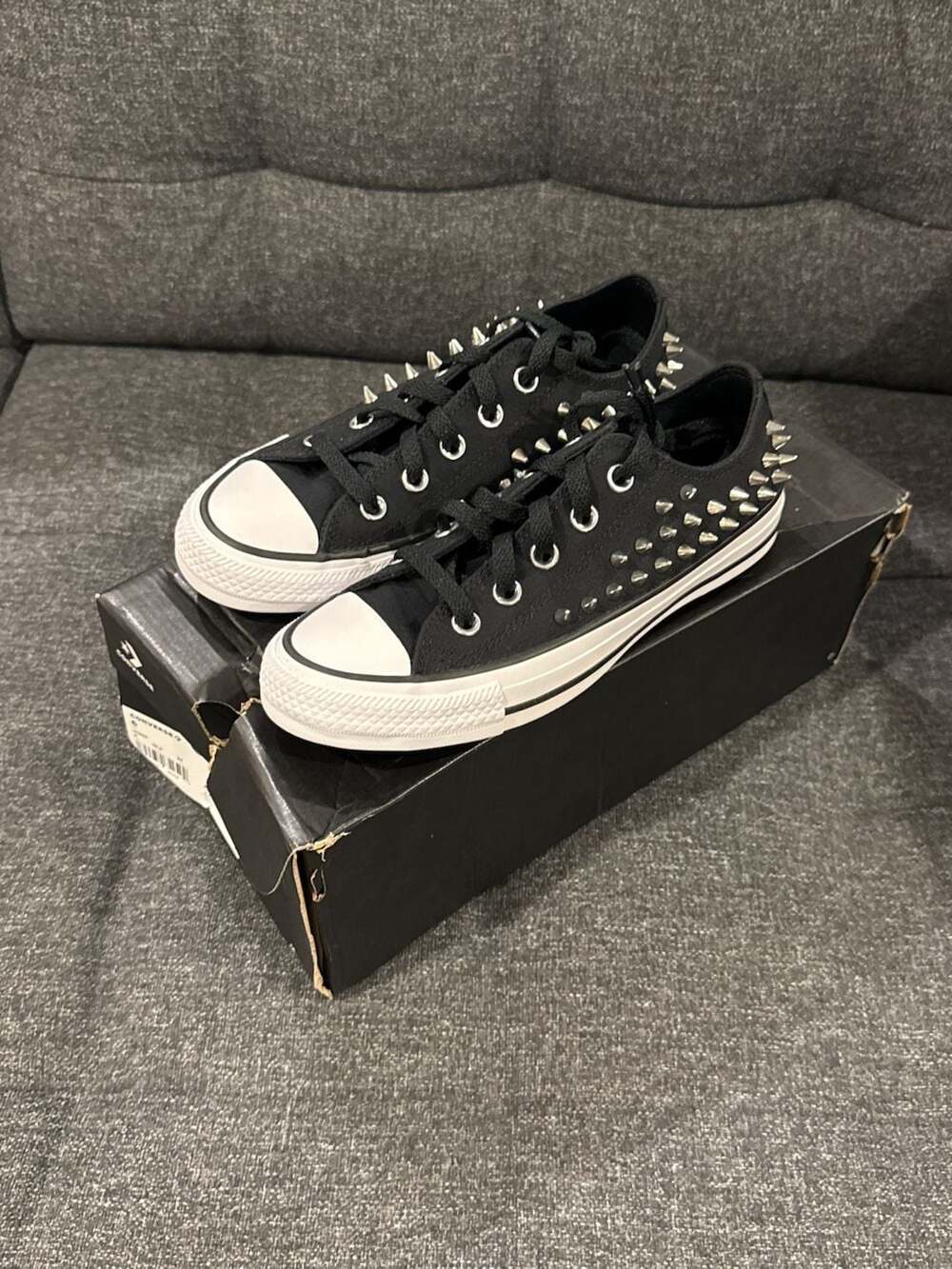 6W / 5M - Converse Chuck Taylor All Star Low Studded Black Silver Sneakers